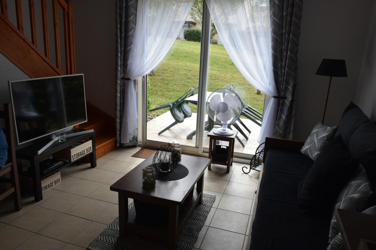 Location Maison A Cajarc 46160 Екстериор снимка